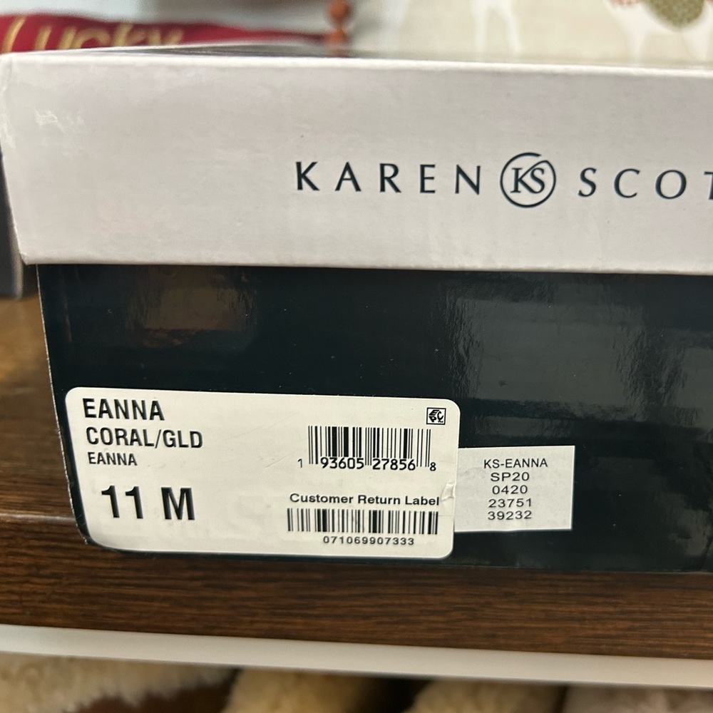 Karen Scott Coral and Gold Footwear